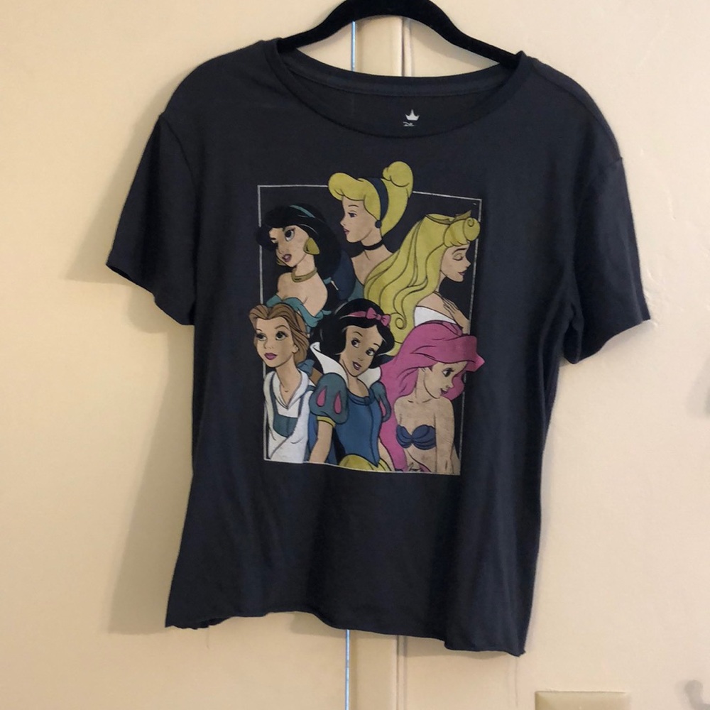 Disney top